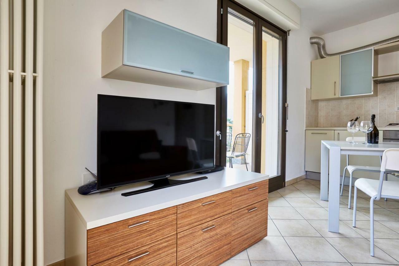 Apartment Alessandra レンノ エクステリア 写真